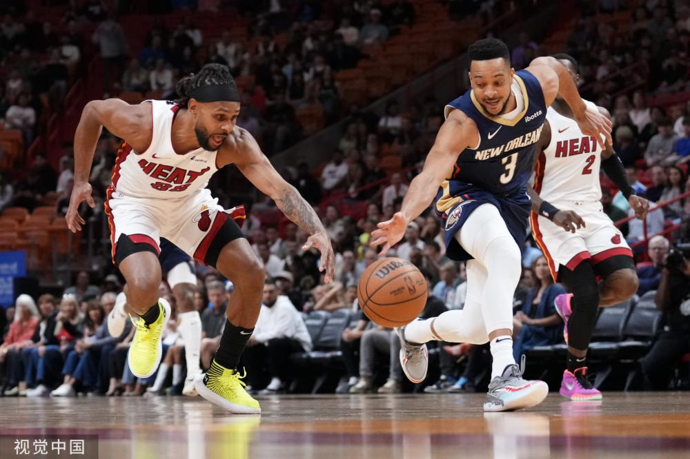 通过鼓励开 通过鼓励开