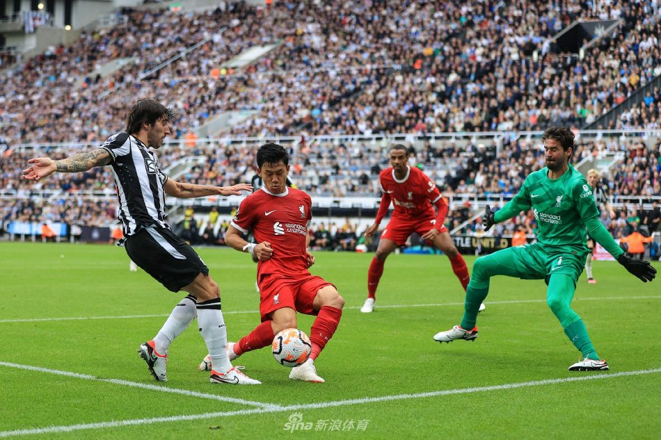 的比赛中更 的比赛中更